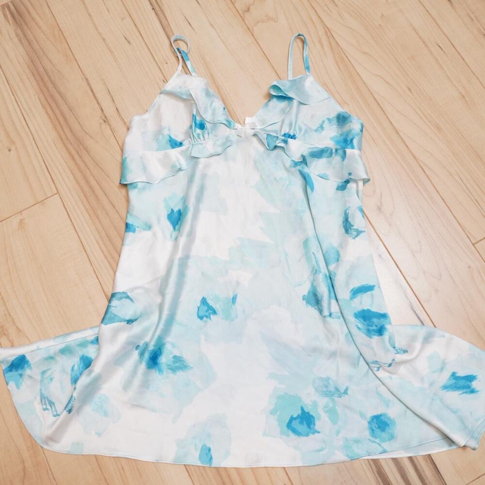 Kate Spade New York "Dream a Little Dream" Floral Slip Coquette Romantic S